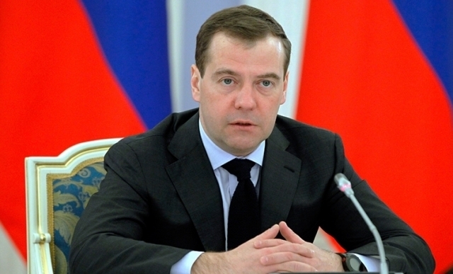 Путин предложил кандидатуру Медведева на пост премьера