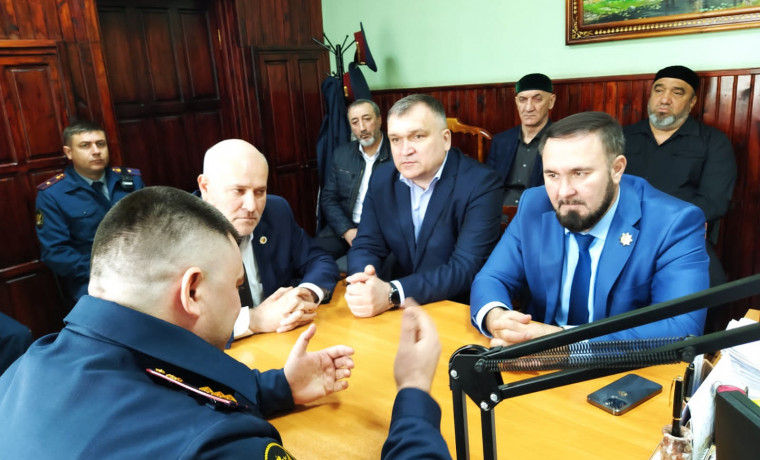 Мансур Солтаев проверил информацию о дискриминации осужденных уроженцев ЧР