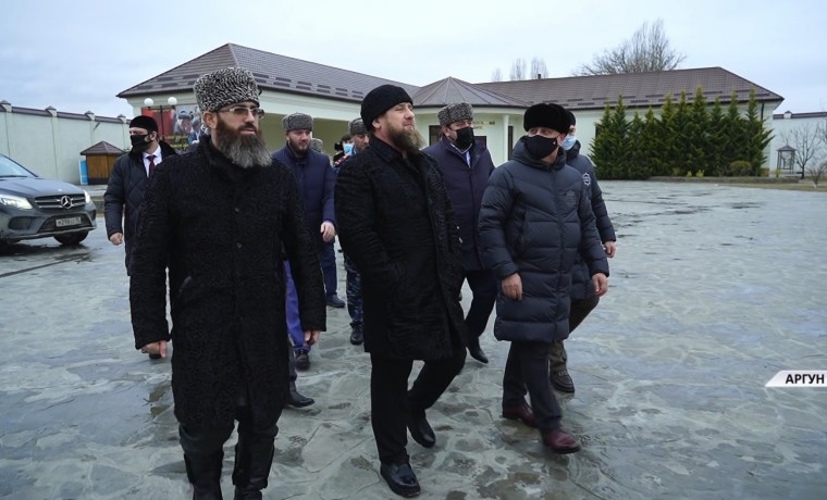 Рамзан Кадыров посетил строящиеся социальные объекты Аргуна