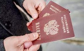 В РФ продлили срок действия истекающих паспортов