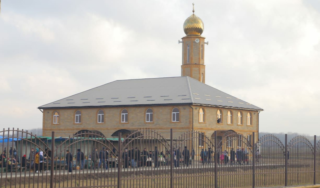 Фонд Кадырова помог в строительстве мечети в Дагестане