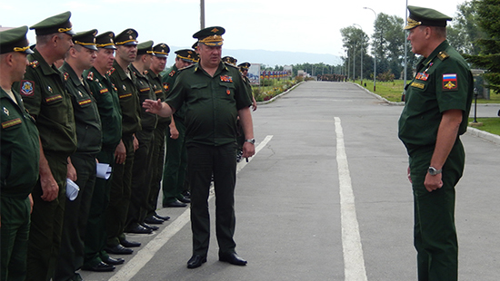 И.о. командующего войсками ЮВО посетил военные гарнизоны Чечни и Северной Осетии