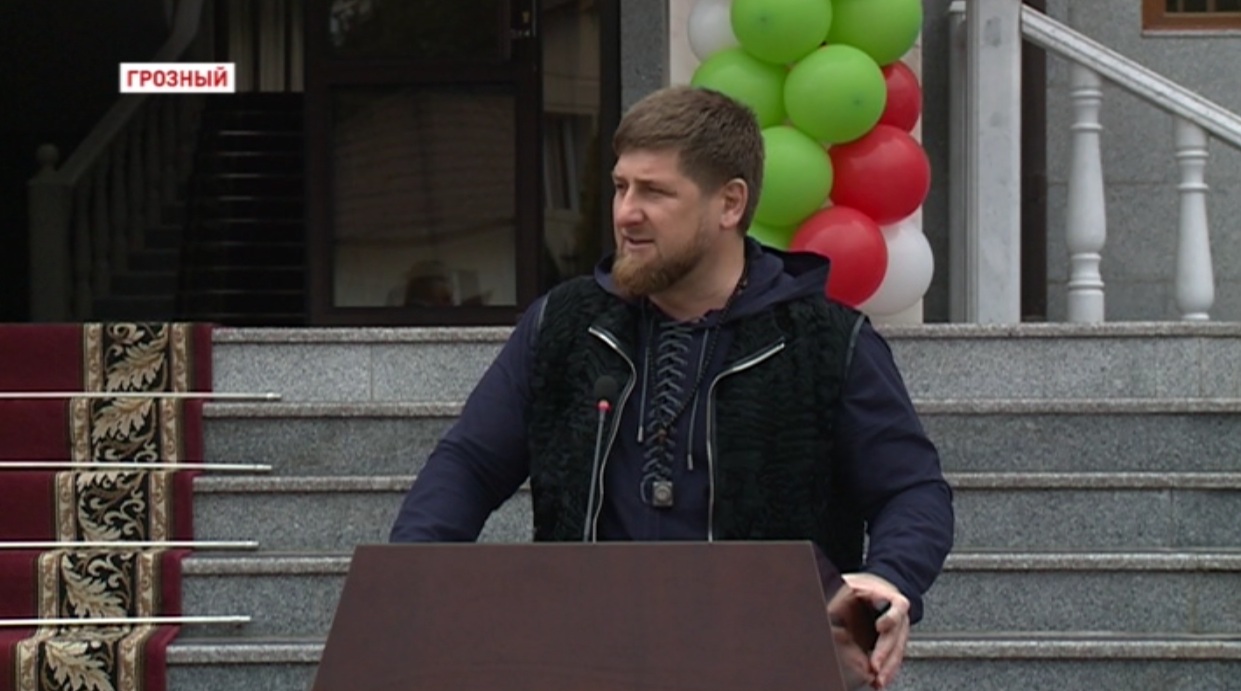 Министерство труда, занятости и социального развития Чечни отмечает 15-летие со дня образования