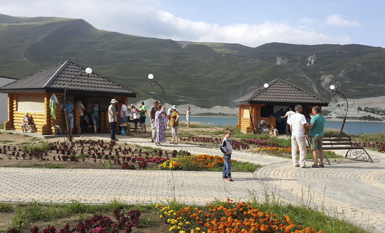 Курорты Северного Кавказа могут принимать в год порядка 10 млн туристов 