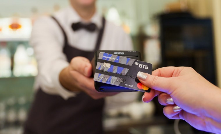 На что чаще тратит молодежь: итоги исследования