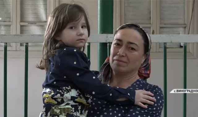В Грозном встретили детей, вывезенных накануне из Сирии