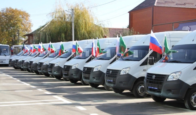 15 новых микроавтобусов будут курсировать по маршруту Надтеречный район - Грозный