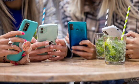 Как пользоваться Instagram* Facebook* после блокировки, не нарушая закон?