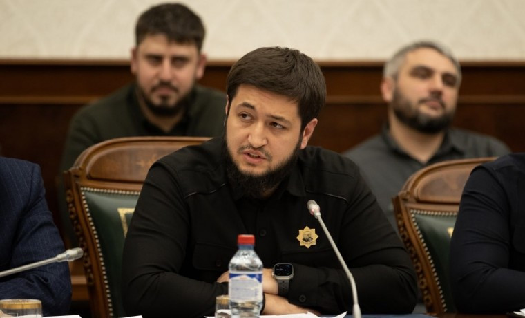 Адам Алханов дал старт прививочной кампании против гриппа и ОРВИ