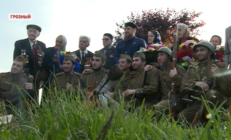 Рамзан  Кадыров дал торжественный прием для ветеранов в преддверии праздника   