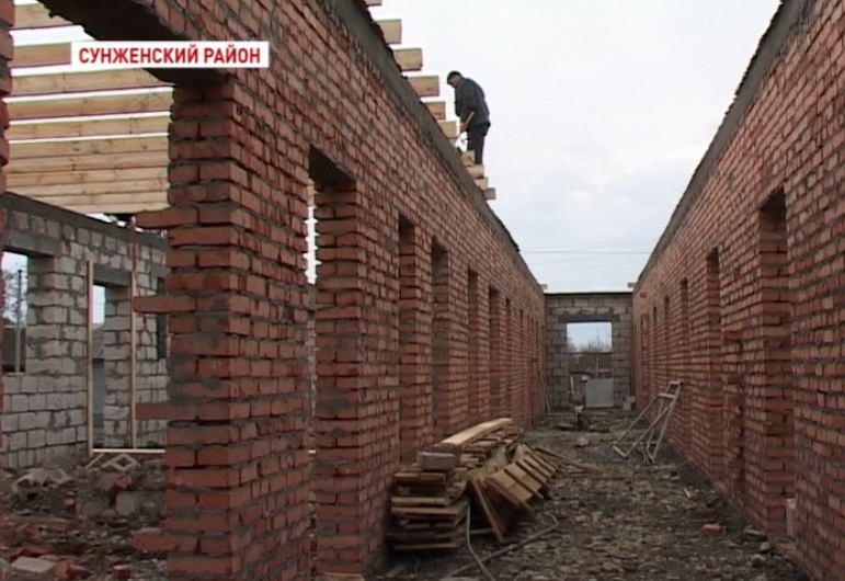 The reconstruction of the Cossack village of Assynovskaya is gathering pace