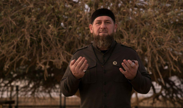 Рамзан Кадыров: Я призываю оживить Ночь Предопределения поминанием Всевышнего