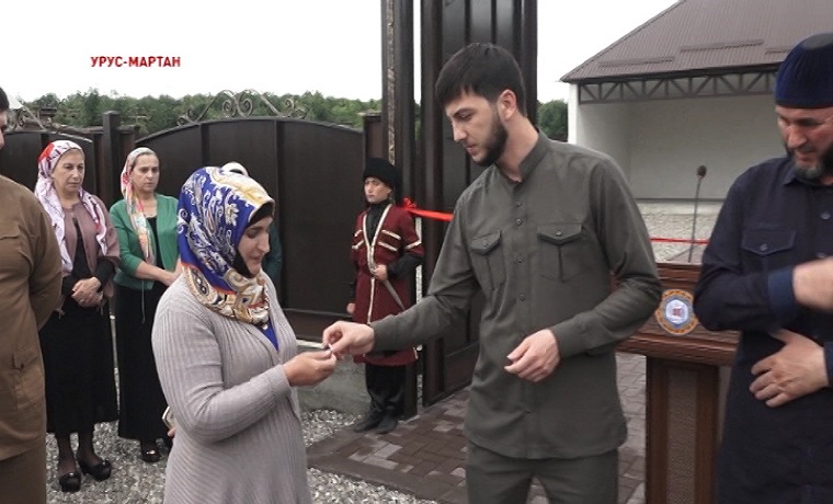 Фонд им. Ахмата-Хаджи Кадырова оказывает всестороннюю поддержку нуждающимся 