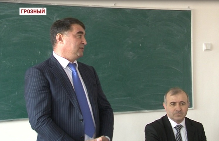 Министр сельского хозяйства М.Дадаев прочитал обширную лекцию  студентам агротехнологического института ЧГУ