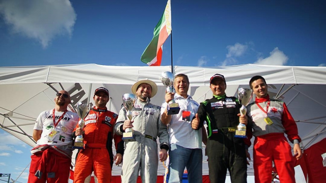 Чеченские пилоты стали победителями  на четвертом этапе российской серии кольцевых  гонок 