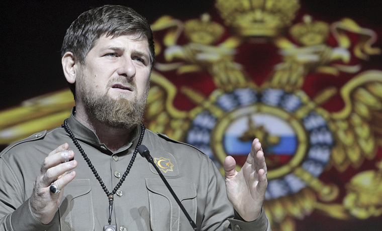 Рамзан Кадыров поздравил военнослужащих с Днем Сил специальных операций
