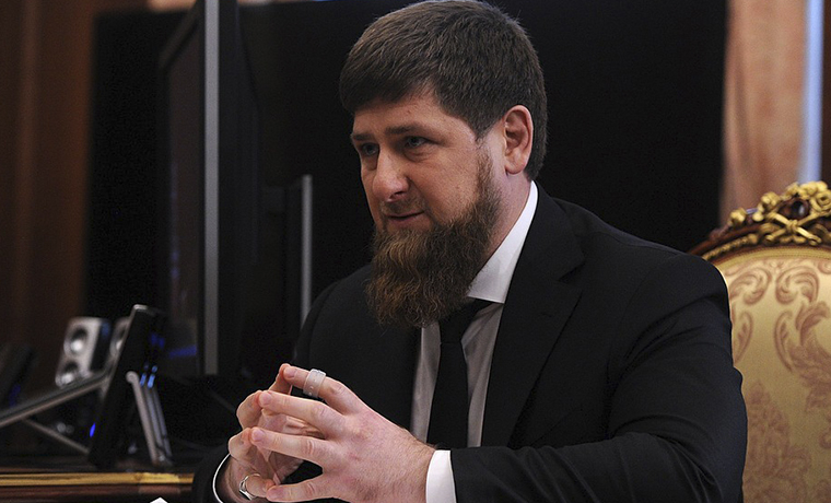 Рамзан Кадыров поздравил народных избранников с Днем российского парламентаризма 