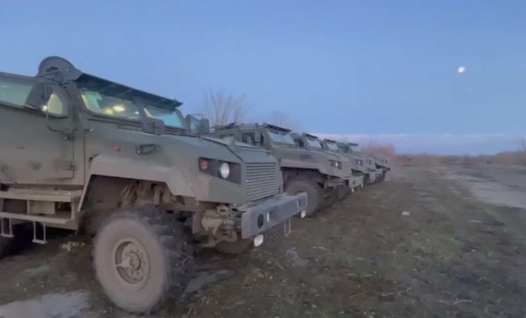 Рамзан Кадыров сообщил, что бойцам из ЧР в зону проведения СВО передано 5 бронемобилей