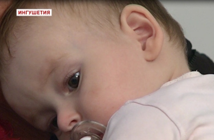 Фонд им.А-Х. Кадырова выделил средства на лечение больной девочки