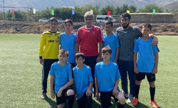 Команда из ЧР стала серебряным призером турнира по футболу в Республике Дагестан