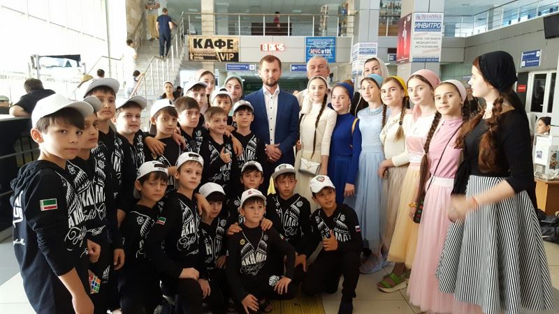Детский ансамбль из Чечни &quot;Башлам&quot; принял участие в фестивале &quot;Святой источник&quot;
