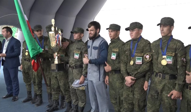 В Чечне подвели итоги военно-патриотической игры среди старшеклассников городов воинской славы