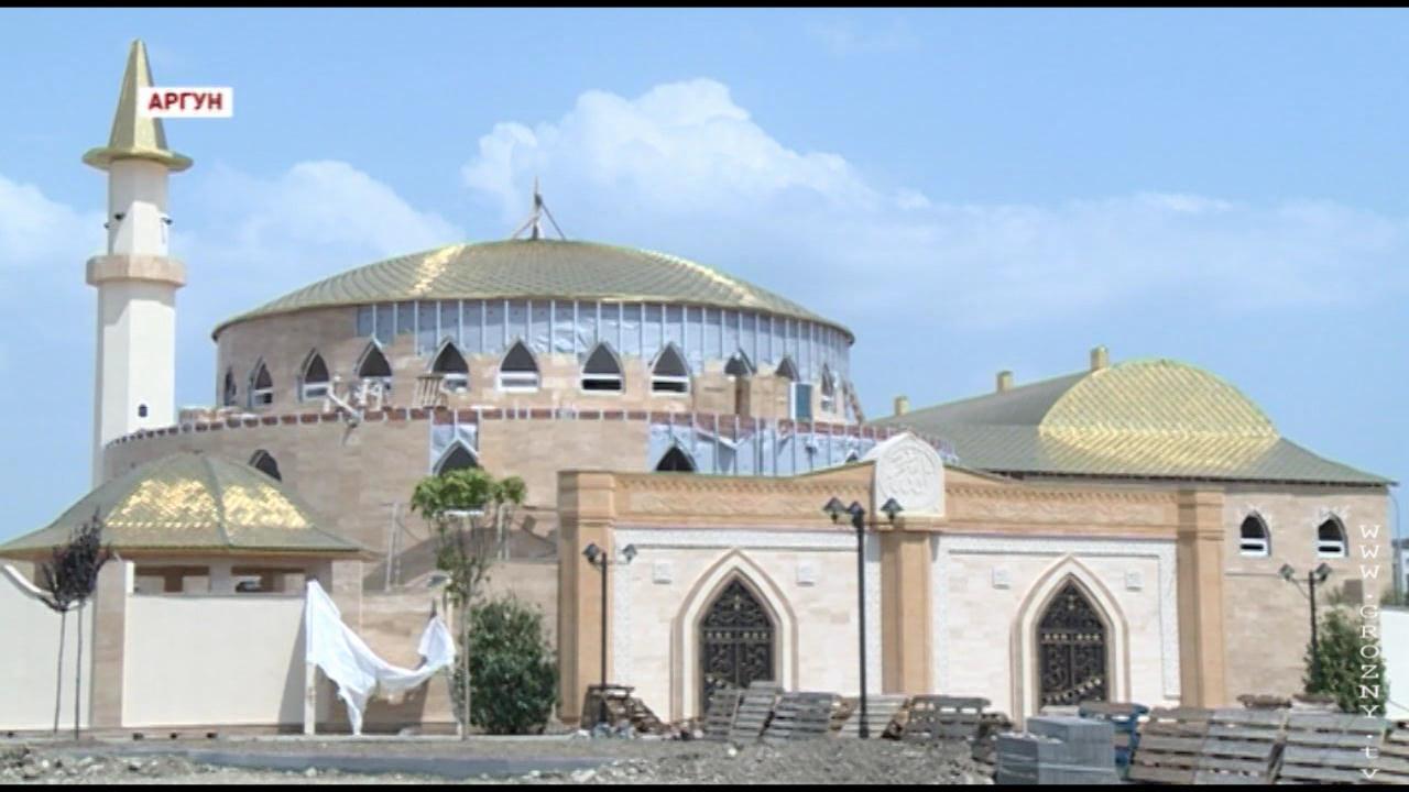Строительство пятой по счету школы хафизов подходит к завершению