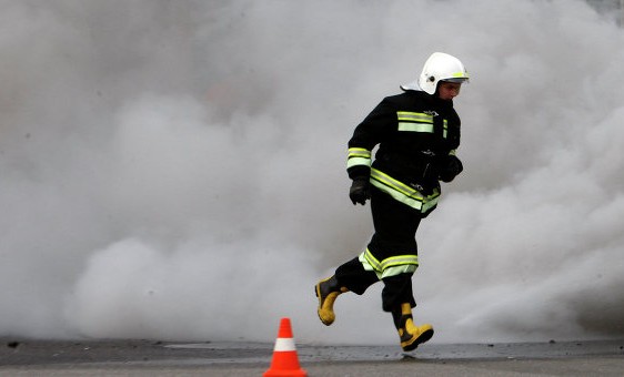 В Грозном прошли пожарно-тактические учения по спасению людей из высотных зданий