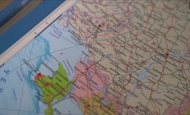 В Грозненских школах обновят карты административного устройства РФ