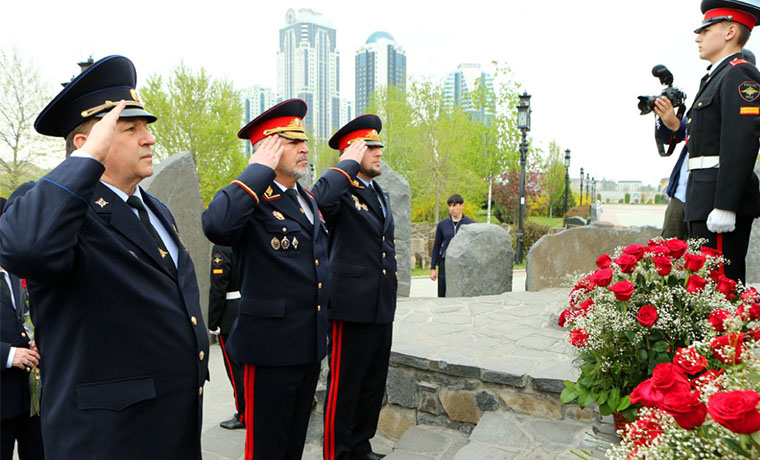 В Грозном почтили память погибших в борьбе с терроризмом