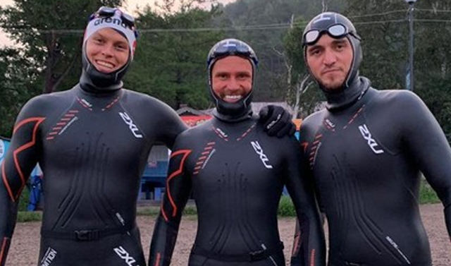 Рамзан Кадыров поздравил с успехом пловцов-экстремалов, переплывших Байкал 