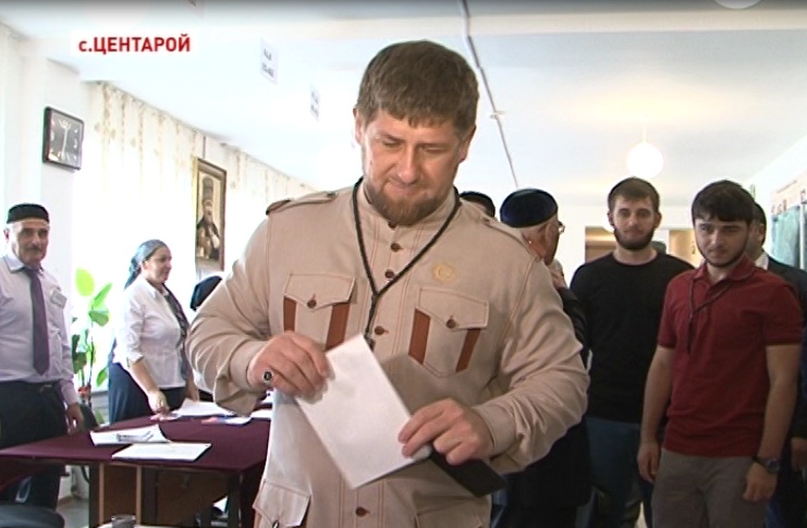 Р. Кадыров проголосовал на выборах Парламента ЧР третьего созыва