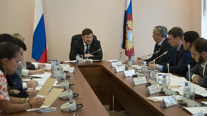  Одес Байсултанов провел совещание с региональными директорами КРСК  в субъектах СКФО