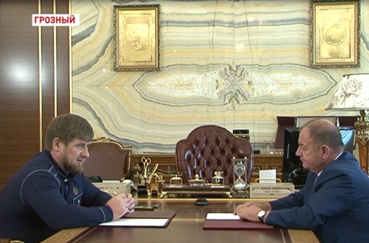 Р. Кадыров отметил важность развития дорожной инфраструктуры республики