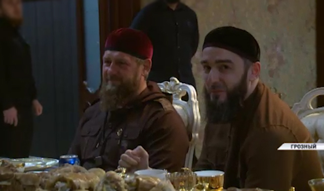 Рамзан Кадыров совершил ифтар в гостях у потомка Шейха Баматгири-Хаджи Митаева