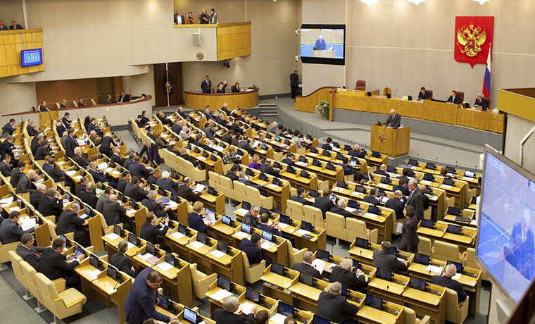 В Госдуме России одобрили поправки о дебоширах на транспорте