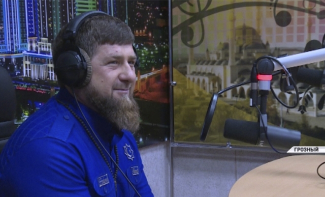 Рамзан Кадыров поздравил работников радио с профессиональным праздником