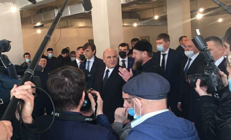 Михаил Мишустин и Рамзан Кадыров посетили место строительства спецшколы для детей с нарушением интеллекта
