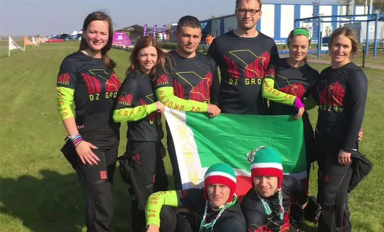 Чеченские спортсмены приняли участие в Чемпионате России по парашютному спорту