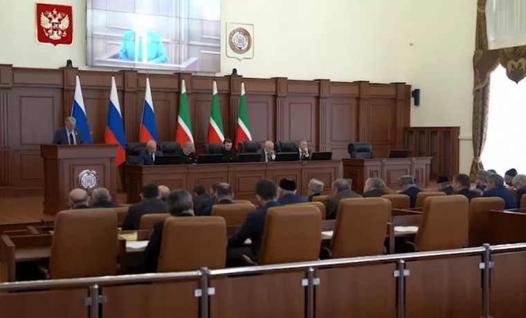 В Грозном прошло 67-е заседание Парламента ЧР