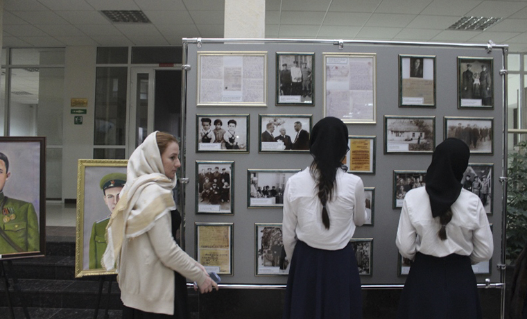 В Национальной библиотеке Чечни презентовали книгу &quot;Восстановление Чечено-Ингушской АССР&quot;