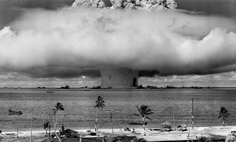 5 марта в 1970 году вступил в силу Договор о нераспространении ядерного оружия