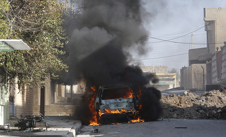 Террористы ИГИЛ убили 45 жителей Мосула за попытку сбежать из города