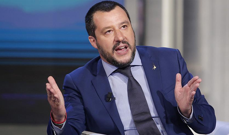 Итальянский вице-премьер анонсировал пересмотр отношений с Россией