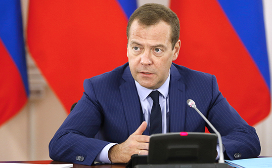 Дмитрий Медведев снял запрет на полеты чартеров в Турцию