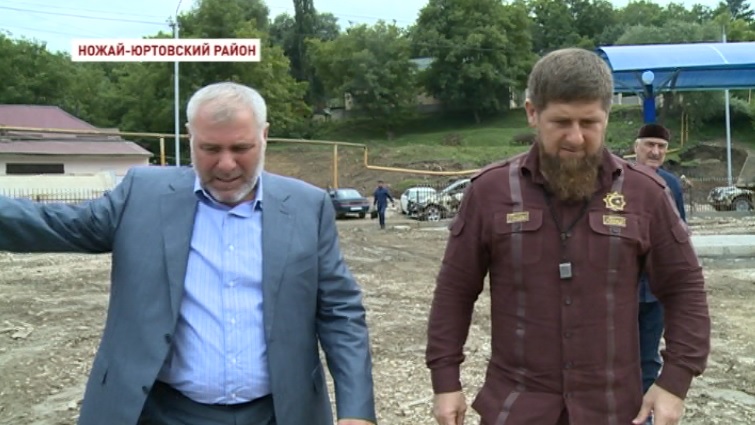 Рамзан Кадыров проинспектировал стройплощадки в Ножай-Юртовском районе
