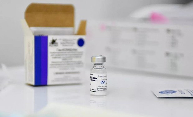 Опасность нового подвида COVID-19 «Кентавр» объяснил вирусолог