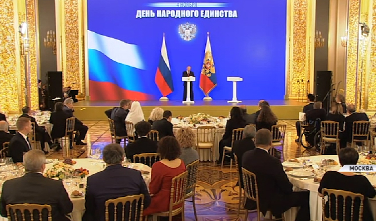 Рамзан Кадыров принял участие в Торжественном приеме в честь Дня Народного Единства в Кремле 