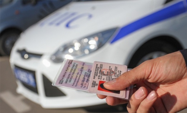 В ГИБДД России назвали «хорошей инициативой» проверку водителей на знания ПДД при замене прав