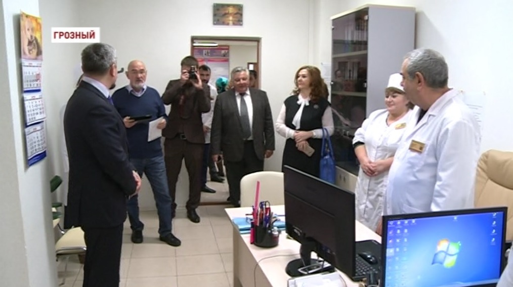 Специалисты по спортивной медицине посетили Врачебно-физкультурный диспансер Грозного 